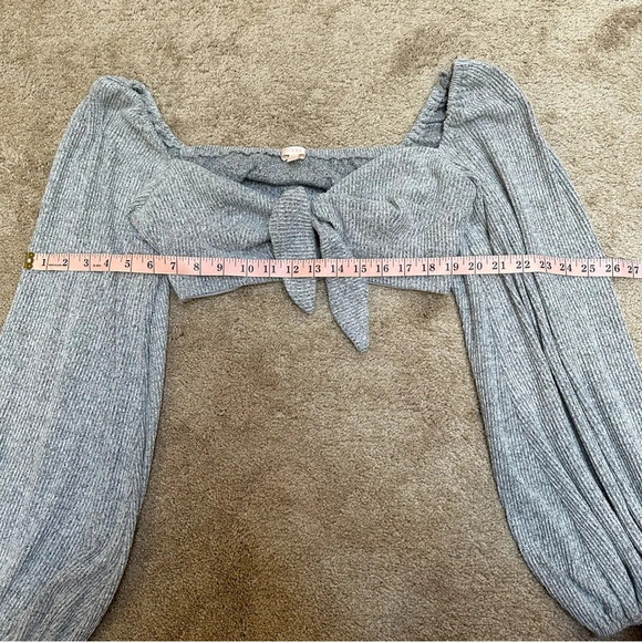Luxxel Sweater Balloon Bishop Sleeve Gray Knit Crop Top Shrug Tie Front Large - Picture 4 of 6